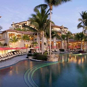 Hacienda Beach Club&Residences